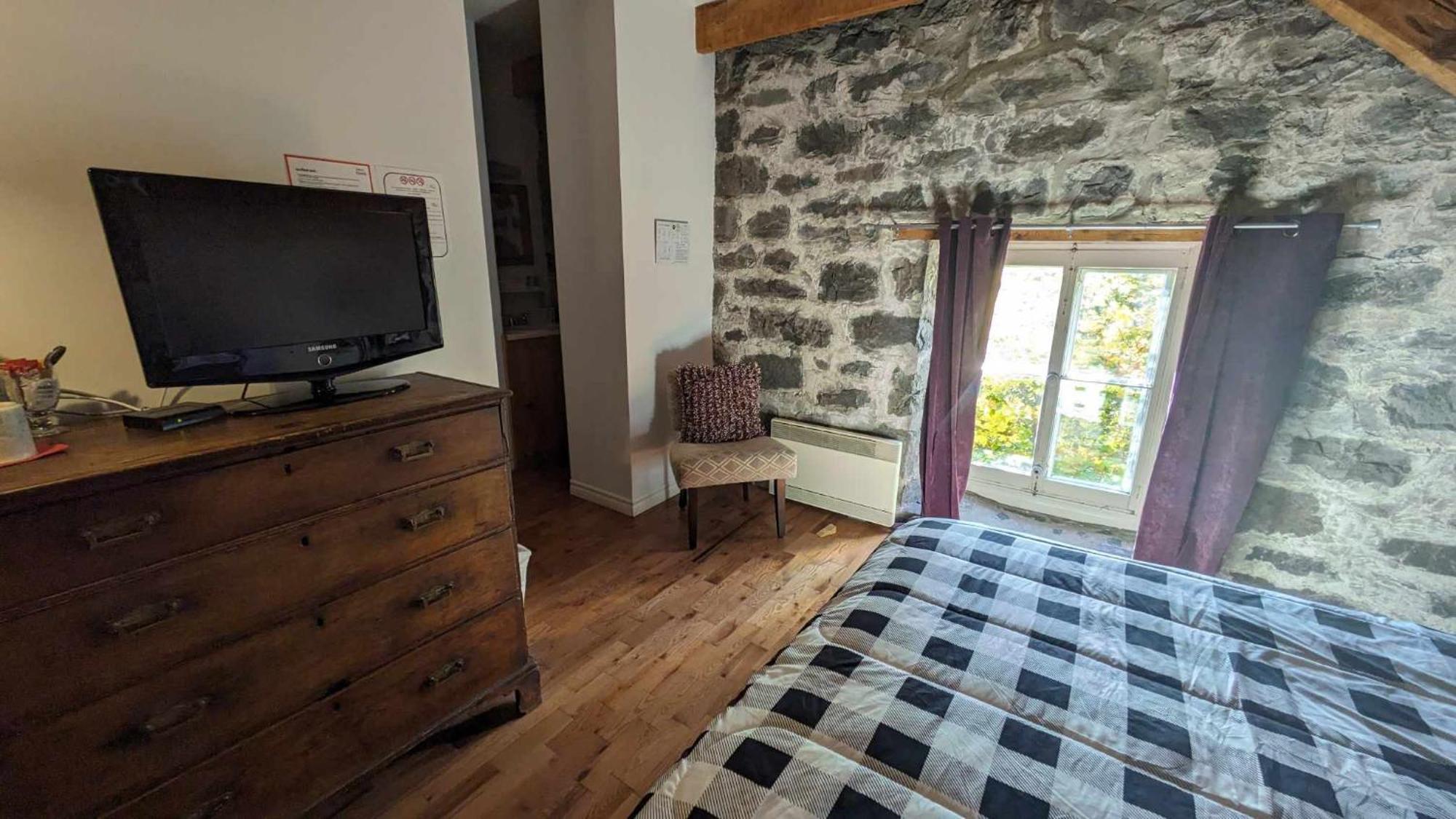 La Maison Rousseau Ξενοδοχείο Montmagny Δωμάτιο φωτογραφία